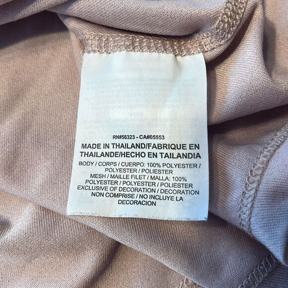 Nike Dri-Fit Sleeveless Tank Top - Picture 3 of 6